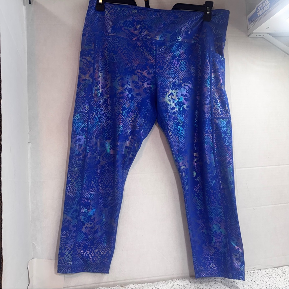 Blue Mermaid Patterned High-Waist Leggings with pockets.